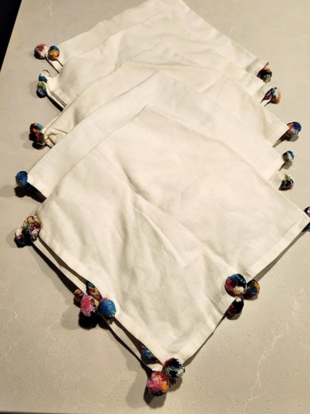 New Pier 1 Imports White Pom-Pom Cloth Napkins
